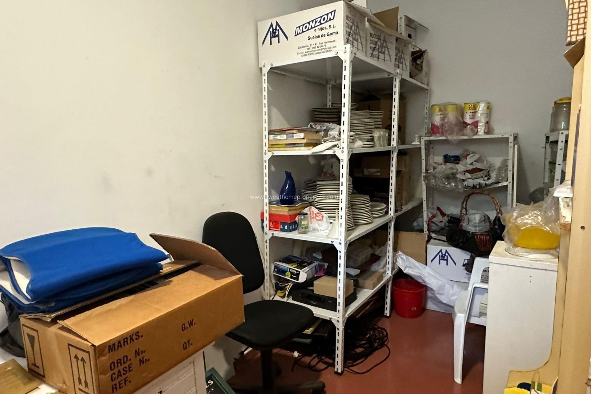 Resale - Commercial - Aspe