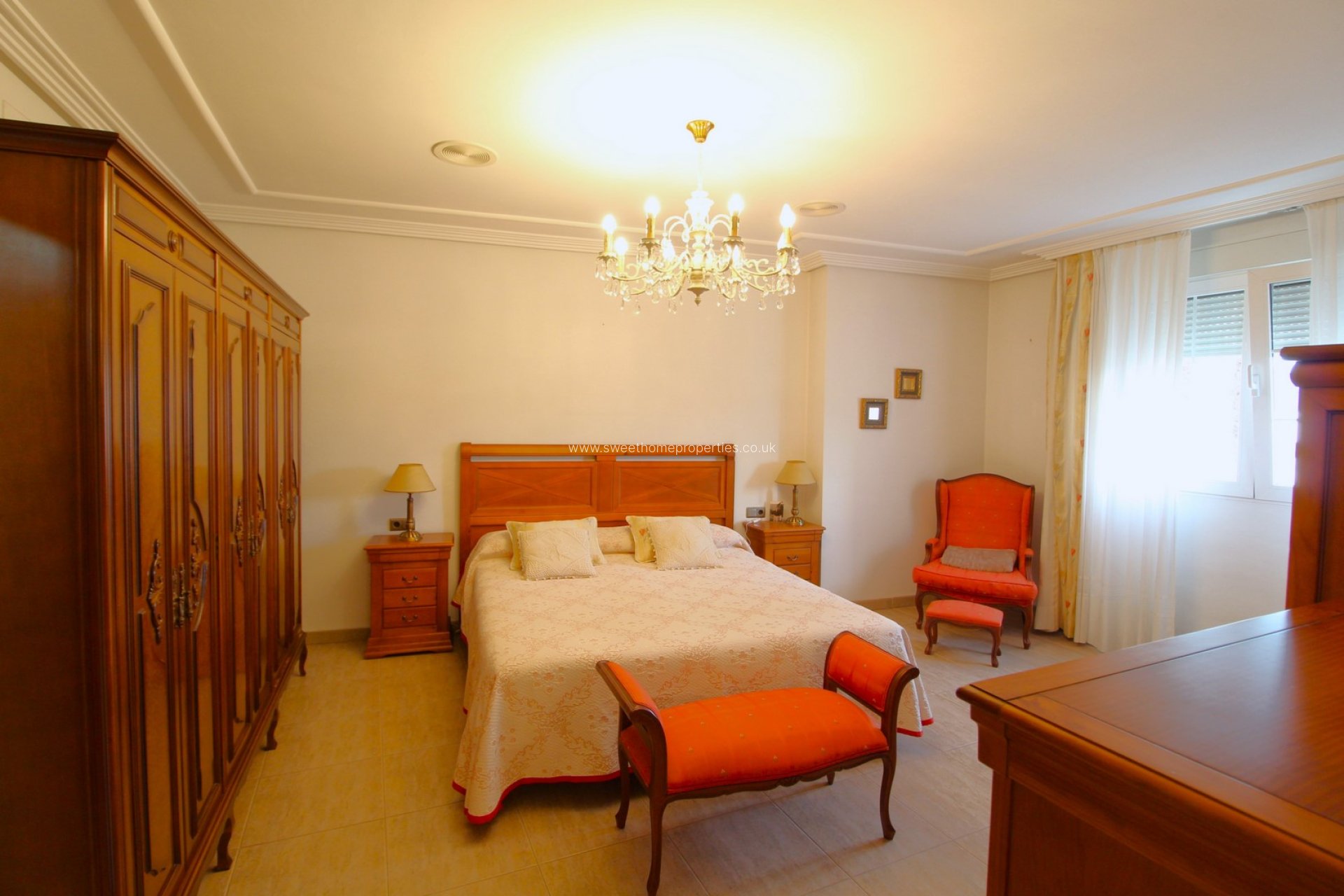 Resale - Commercial - Jacarilla