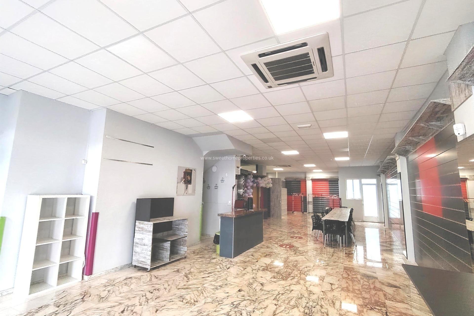 Resale - Commercial - Monforte del Cid - Comunidad valenciana