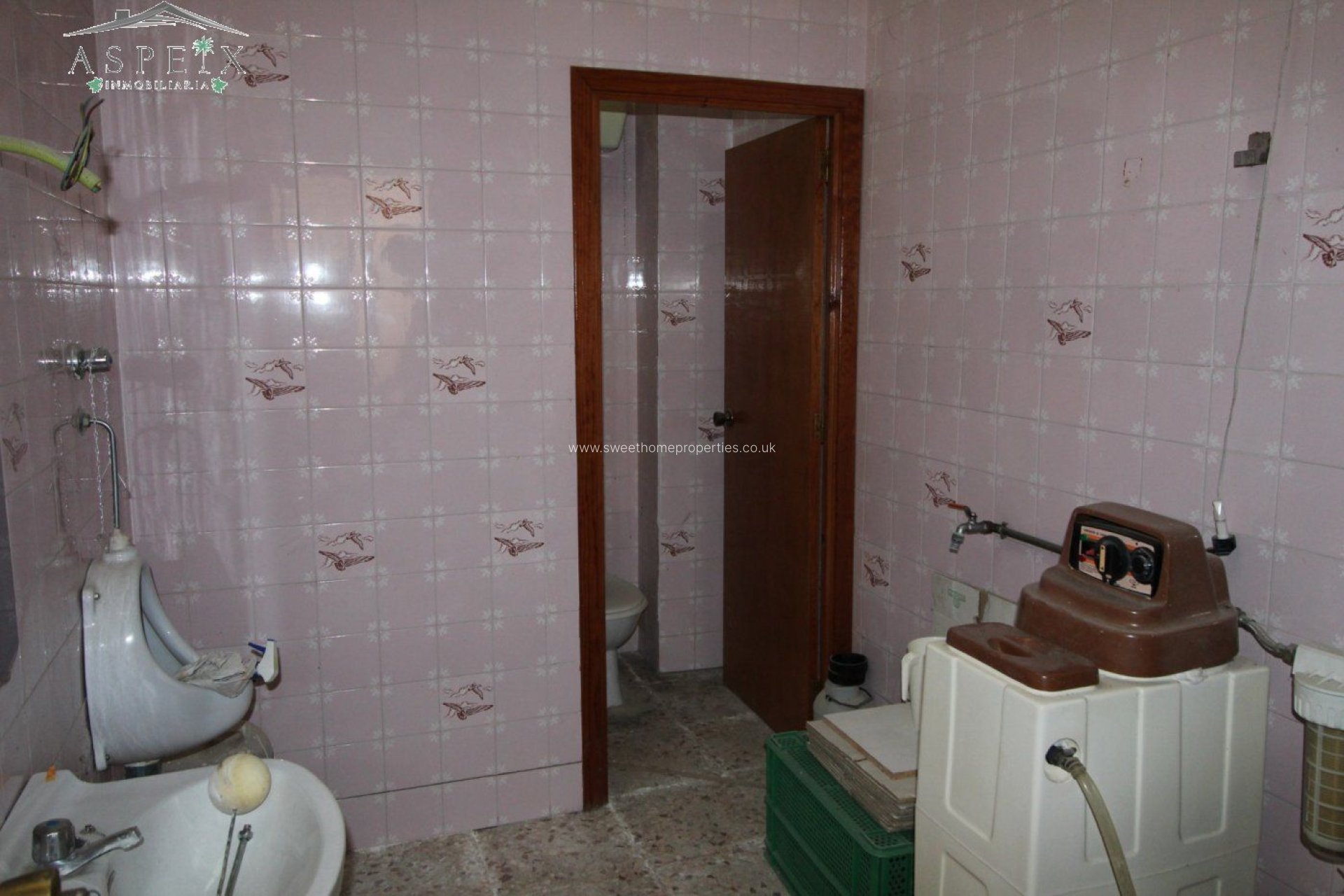 Resale - Commercial - Monovar - OTRAS