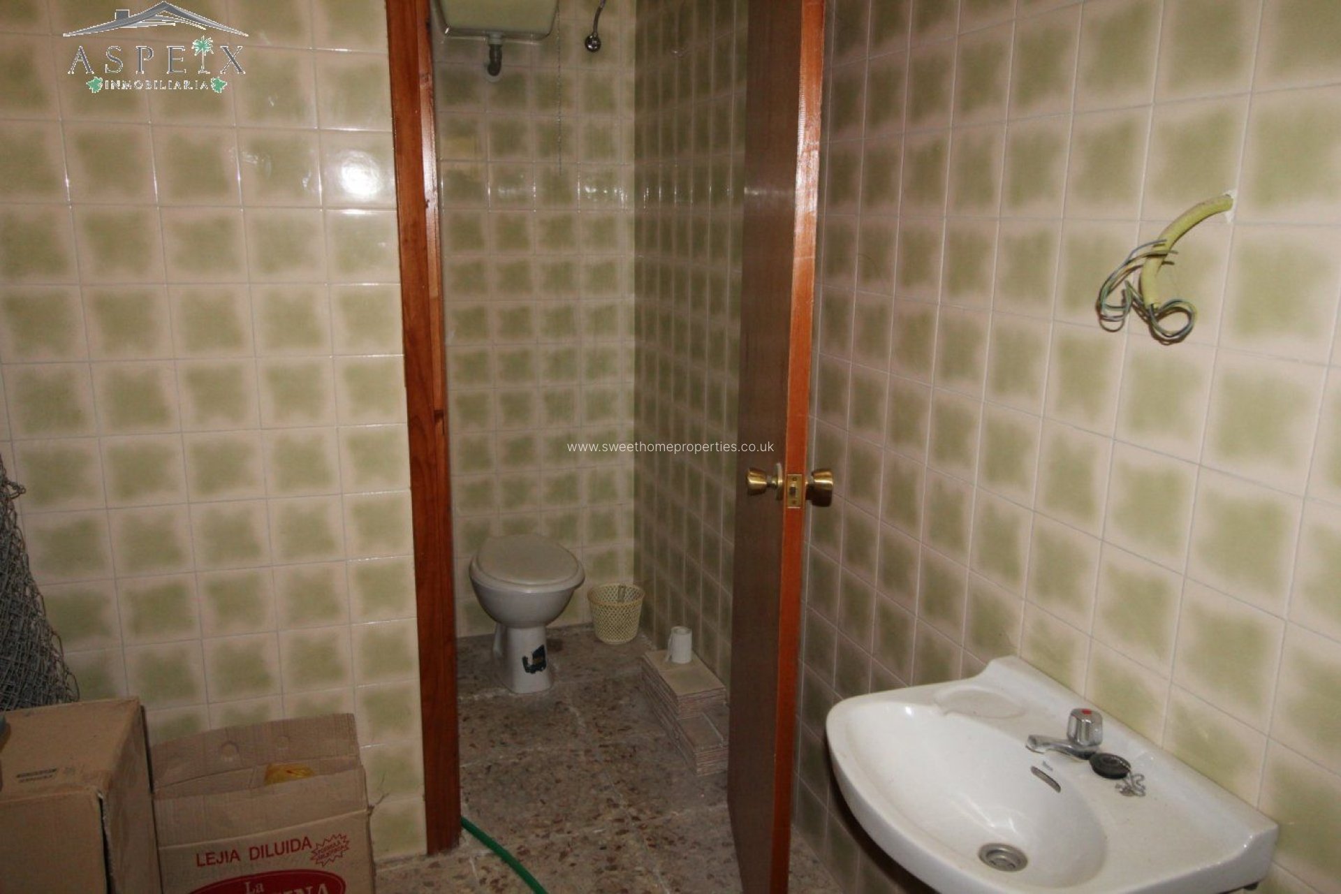 Resale - Commercial - Monovar - OTRAS