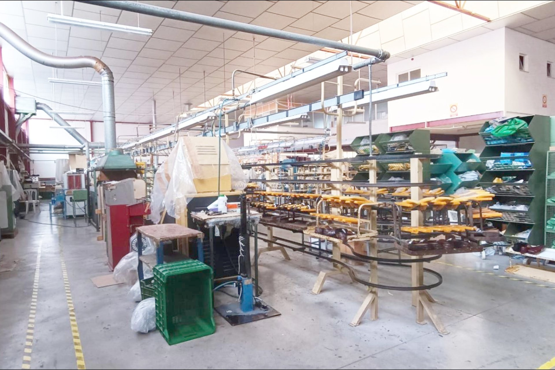 Resale - Commercial - Monovar - Pastoret