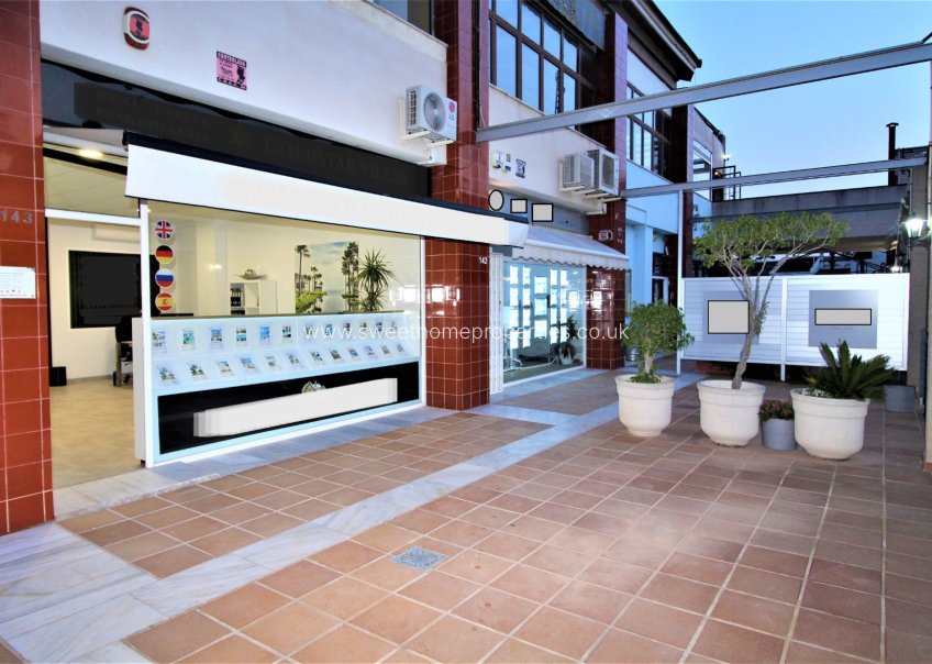 Resale - Commercial - Villamartin