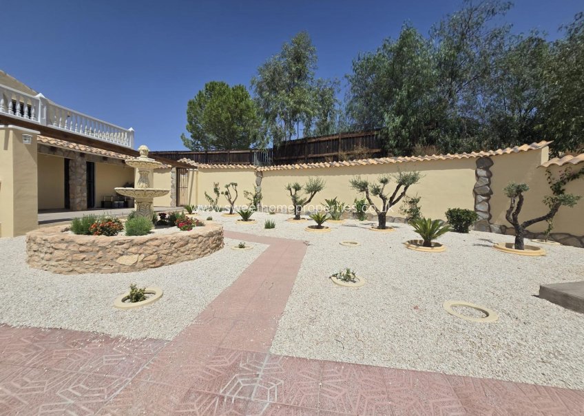 Resale - Country house - Abanilla