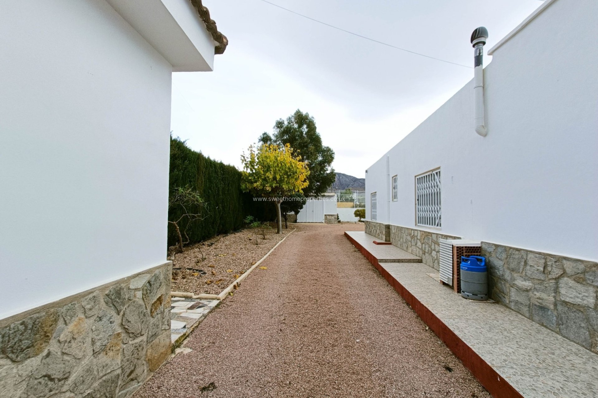 Resale - Country house - Albatera