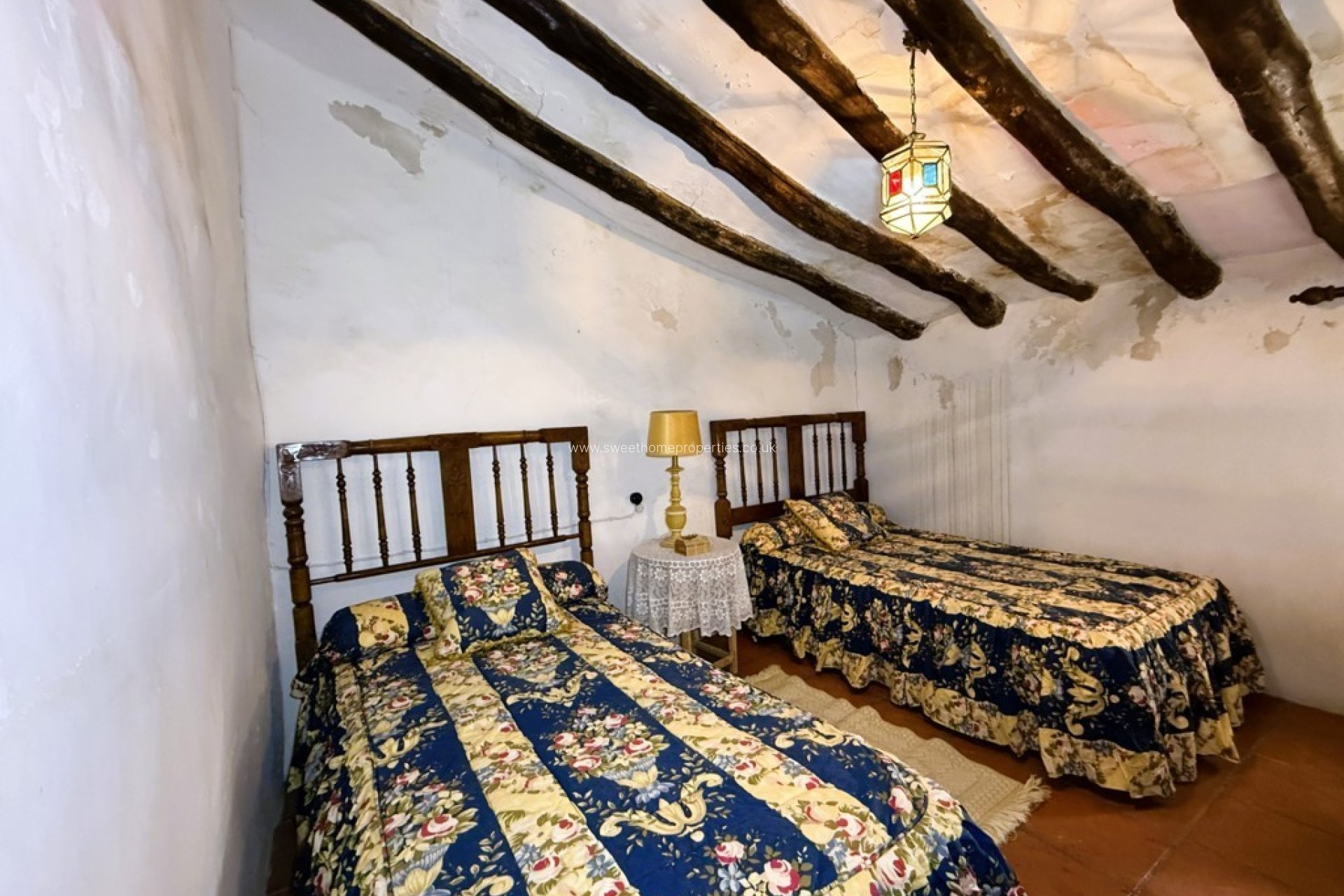 Resale - Country house - Algueña - ALGEÑA