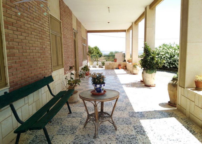 Resale - Country house - Aspe pedanias - Horna