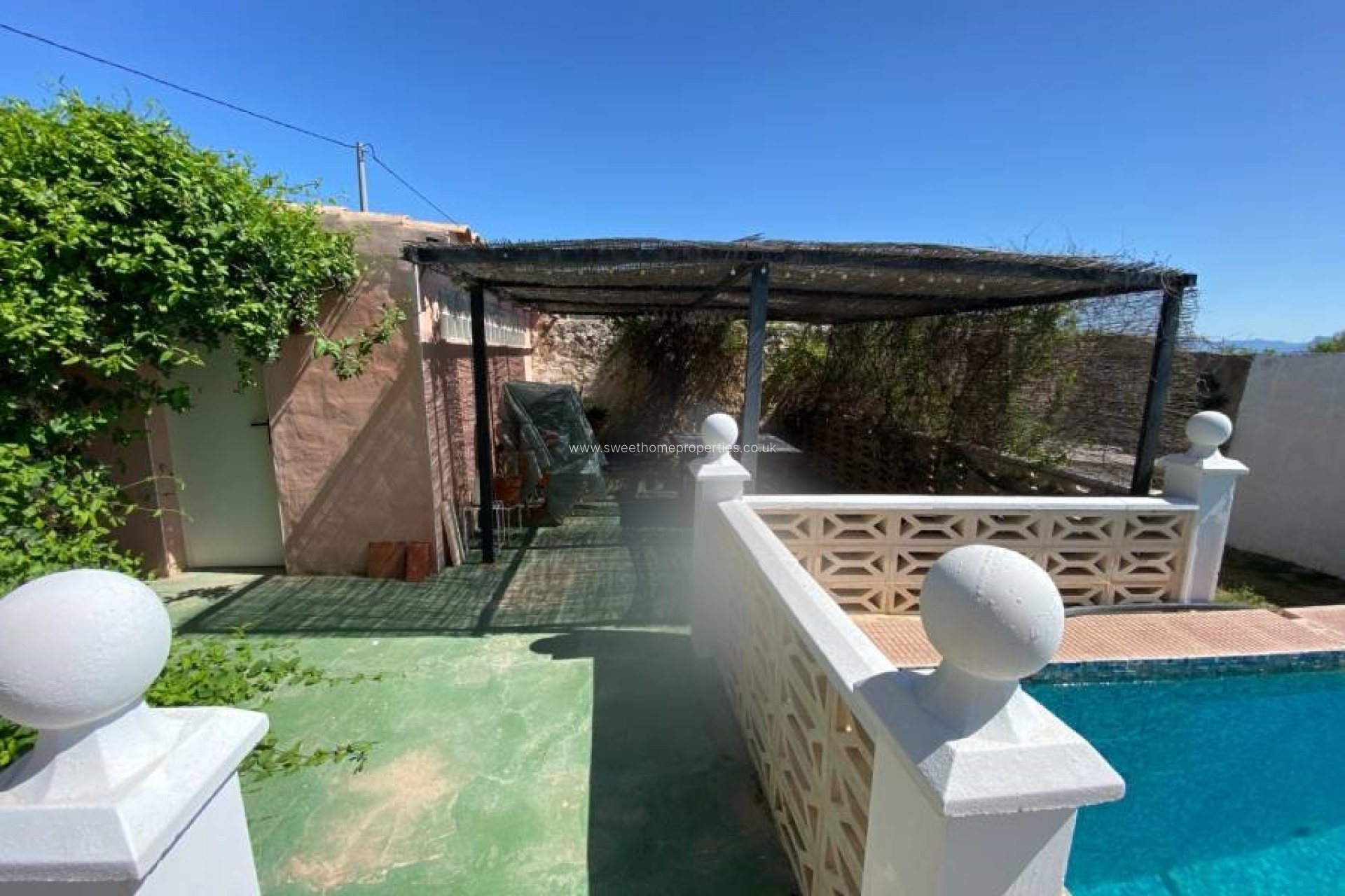 Resale - Country house - Chinorlet