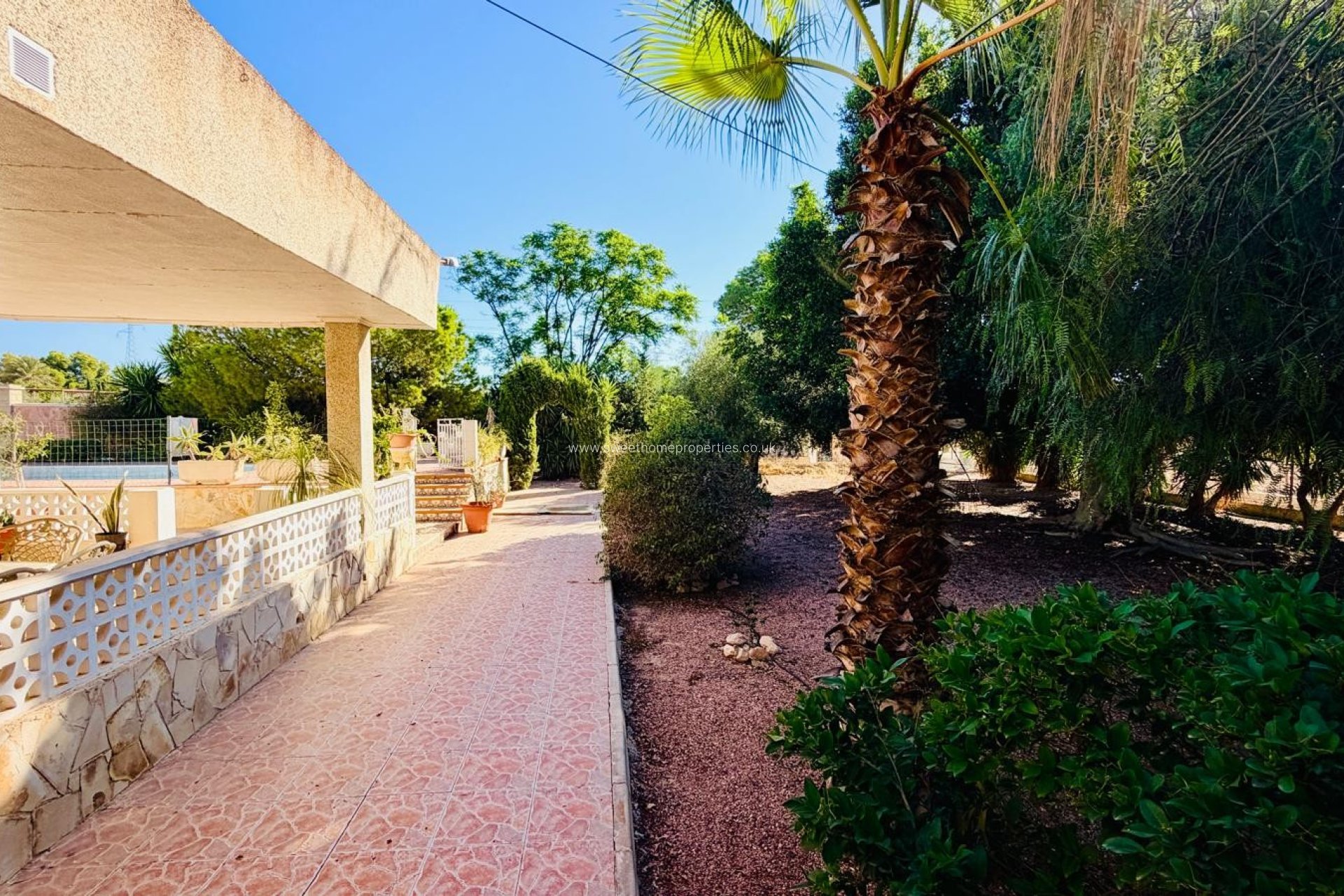 Resale - Country house - Crevillente