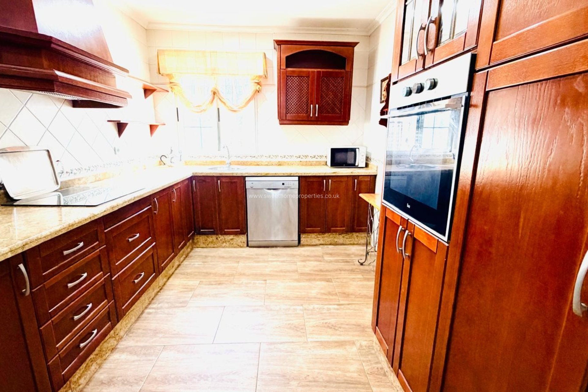 Resale - Country house - Crevillente