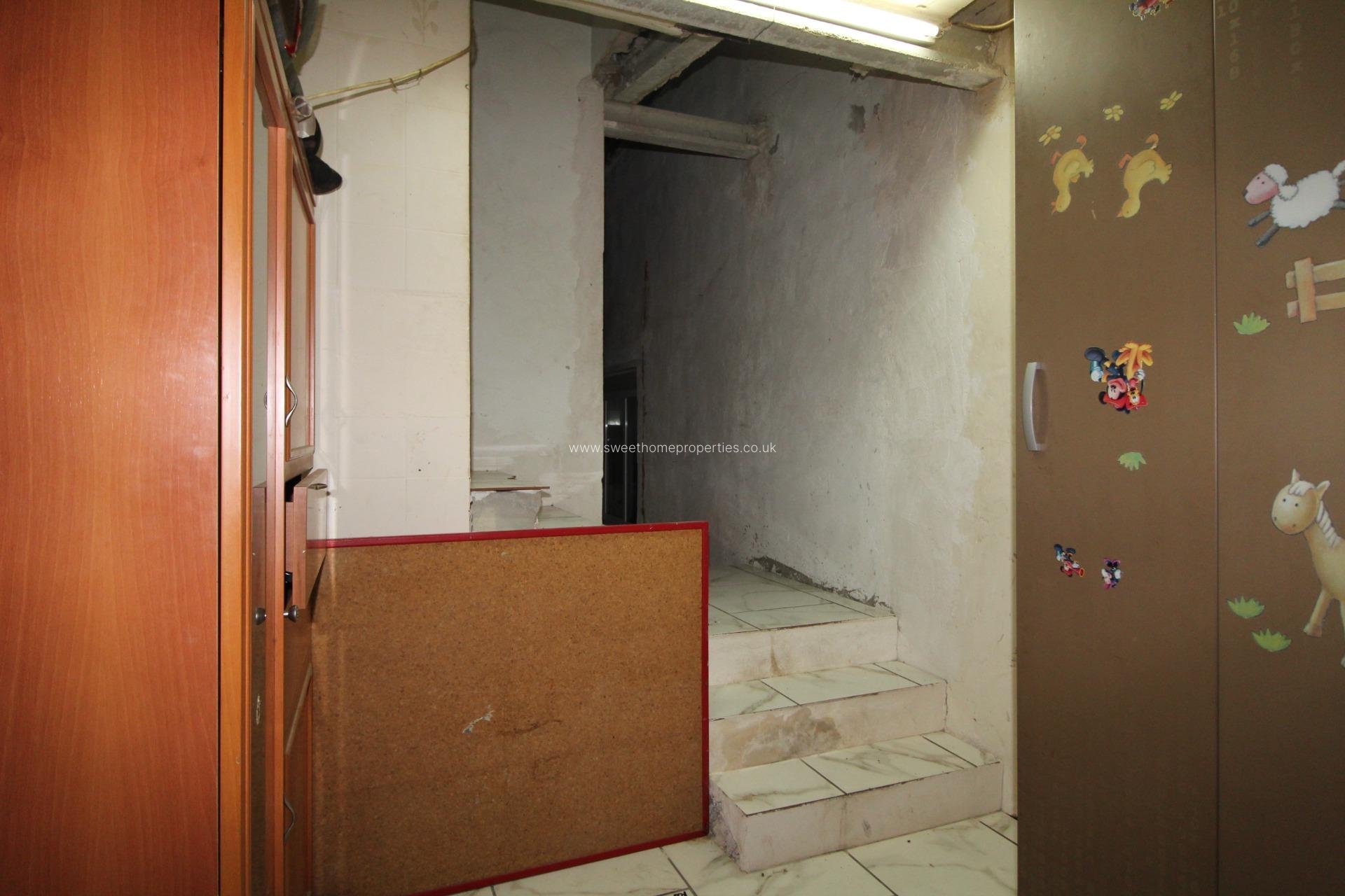 Resale - Country house - Elche