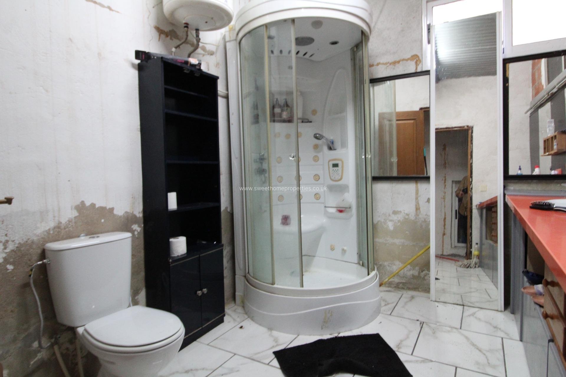 Resale - Country house - Elche