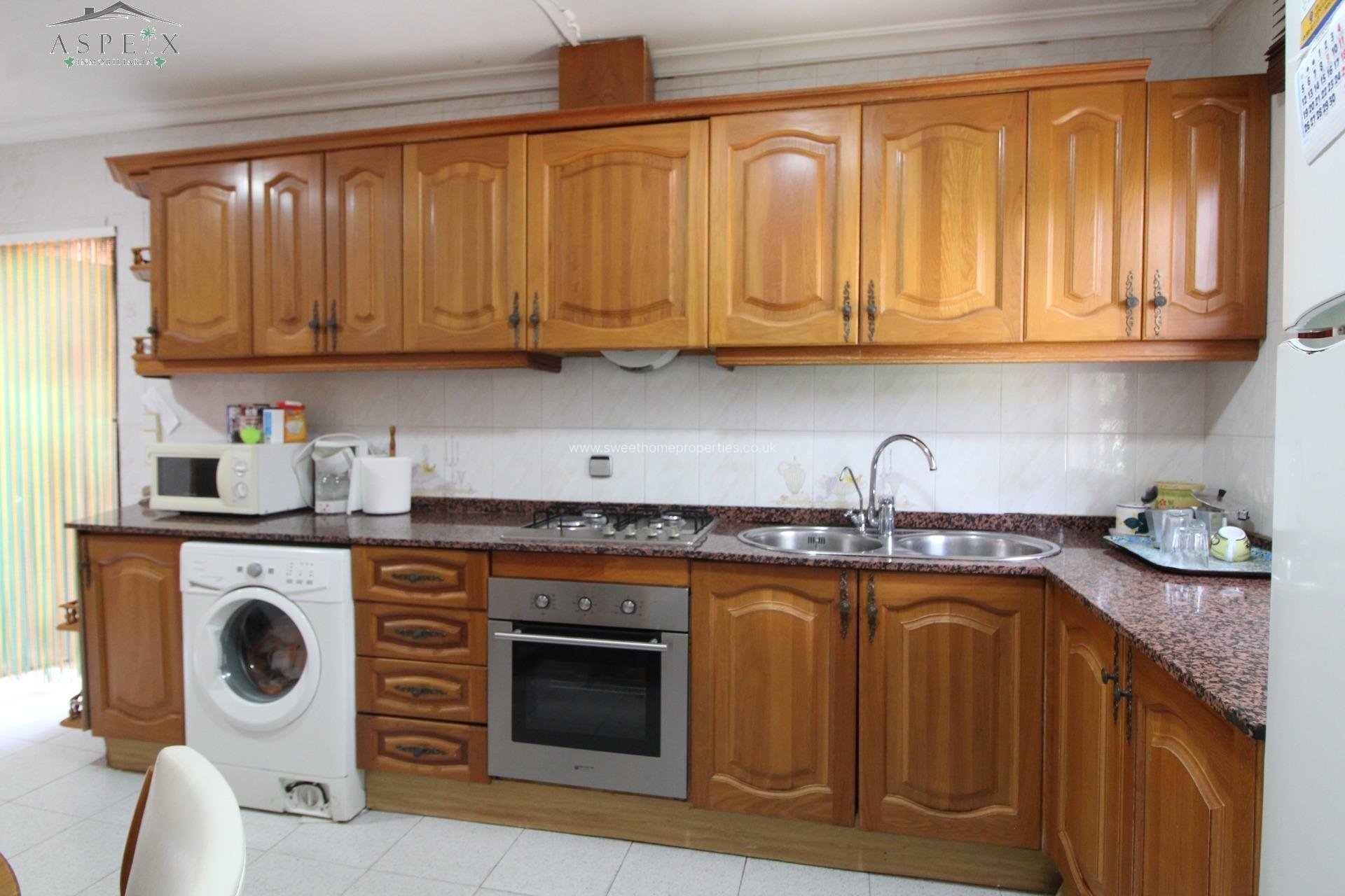 Resale - Country house - Elche