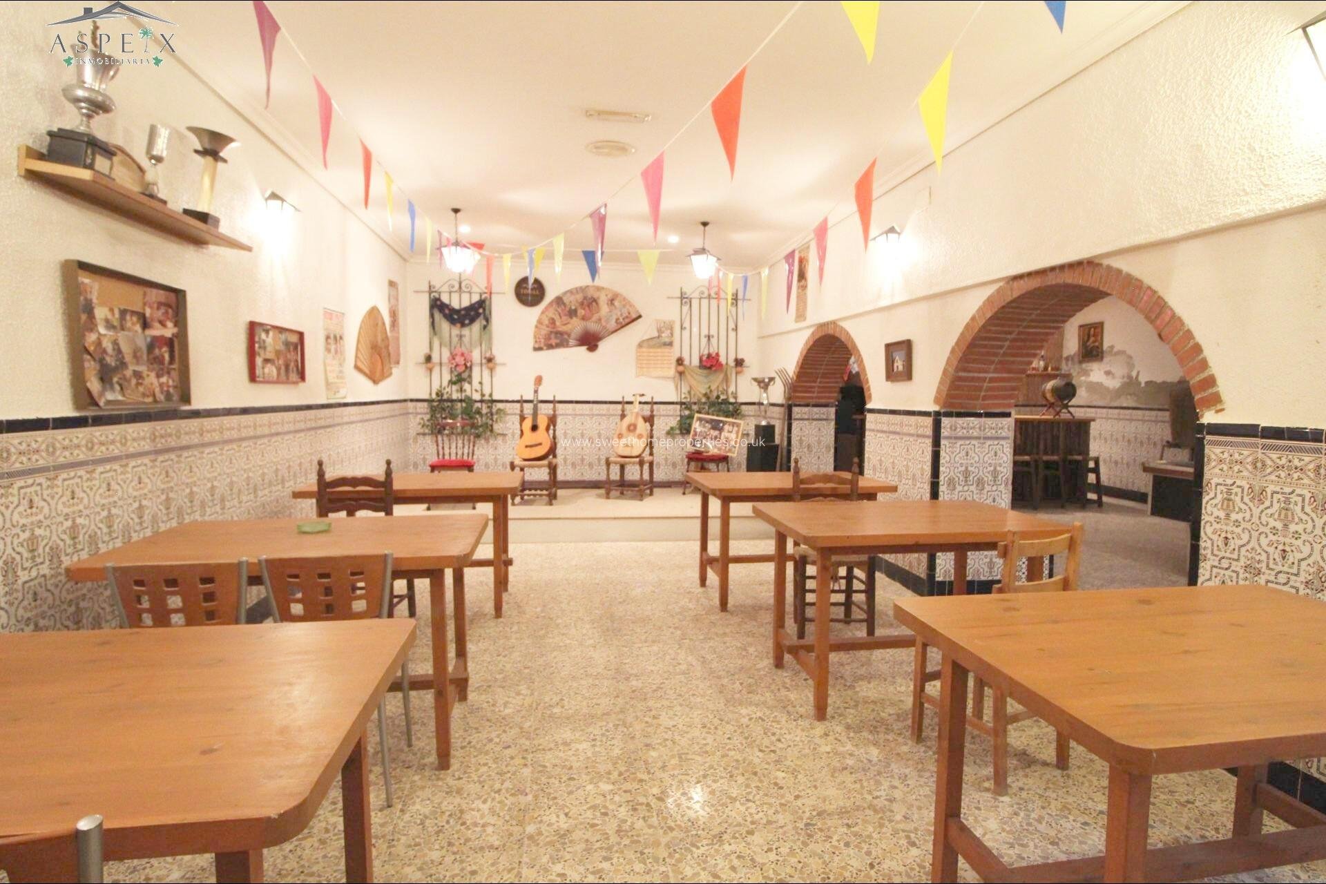 Resale - Country house - Elche