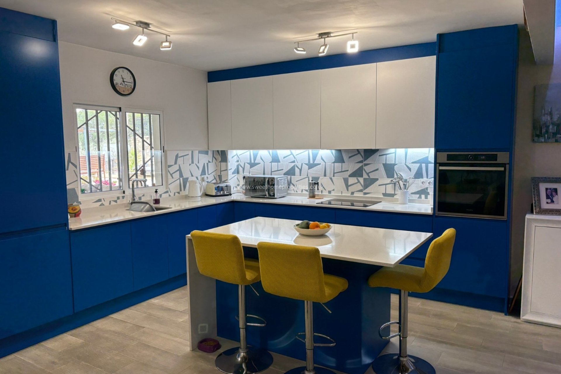 Resale - Country house - Elche