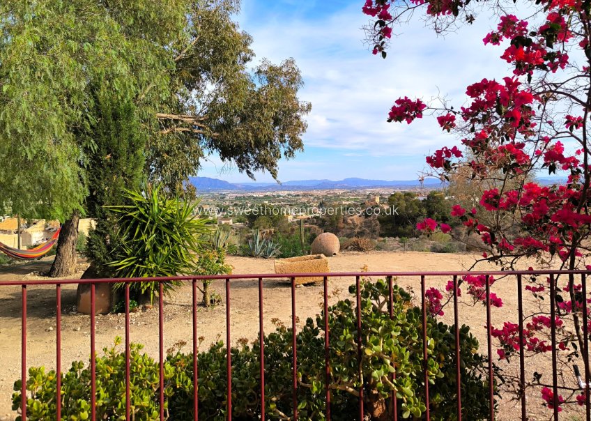 Resale - Country house - Fortuna