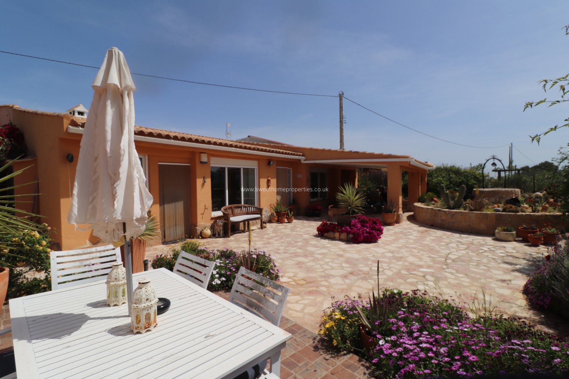 Resale - Country house - Hondon De Las Nieves - La Canalosa