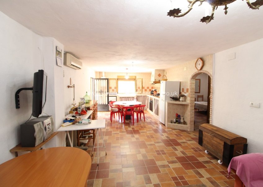 Resale - Country house - Hondon De Las Nieves - PARTIDA LOS BUFONES