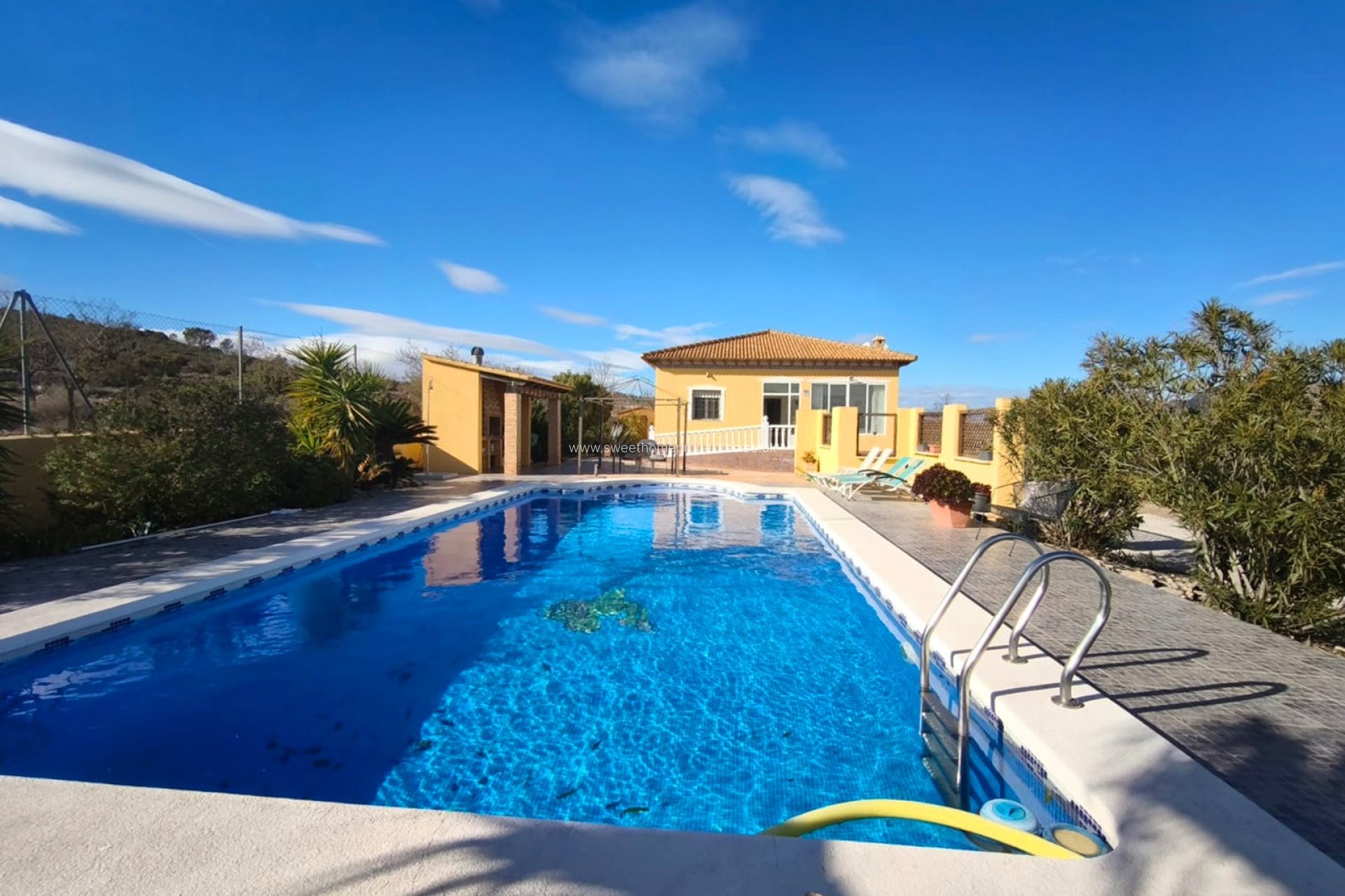 Resale - Country house - Hondon De Los Frailes