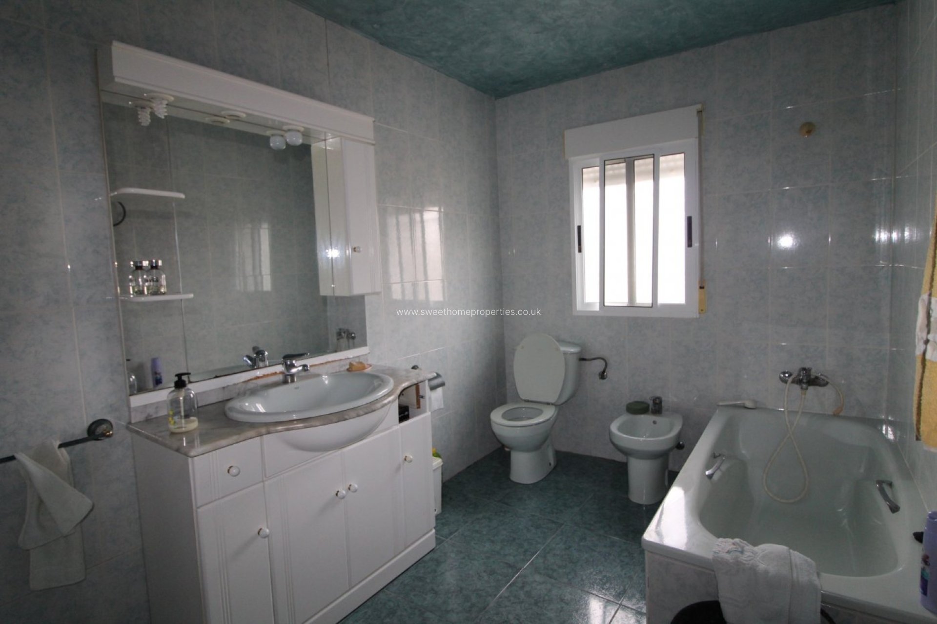 Resale - Country house - Jumilla - ZARZA