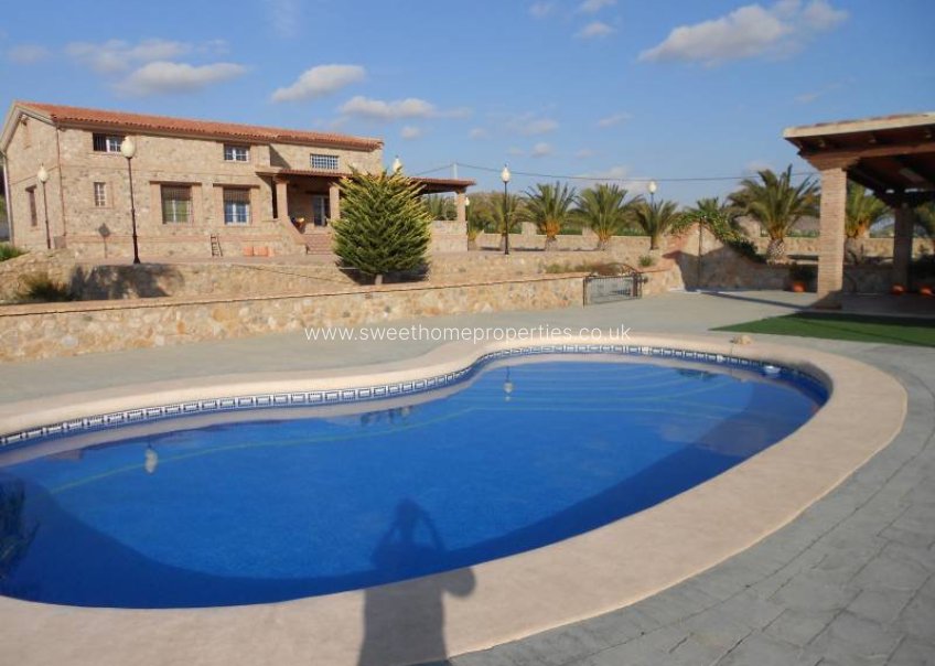 Resale - Country house - La Romana - ALCANA