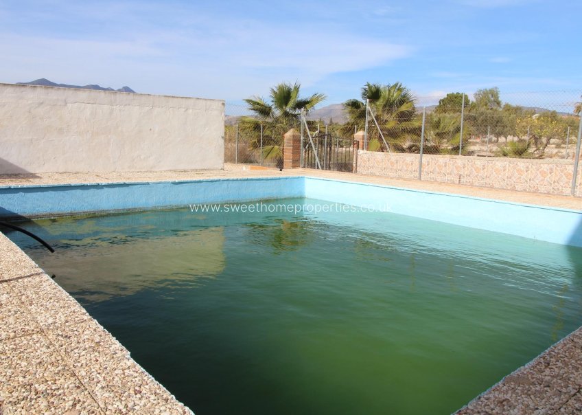 Resale - Country house - La Romana - ALCANA