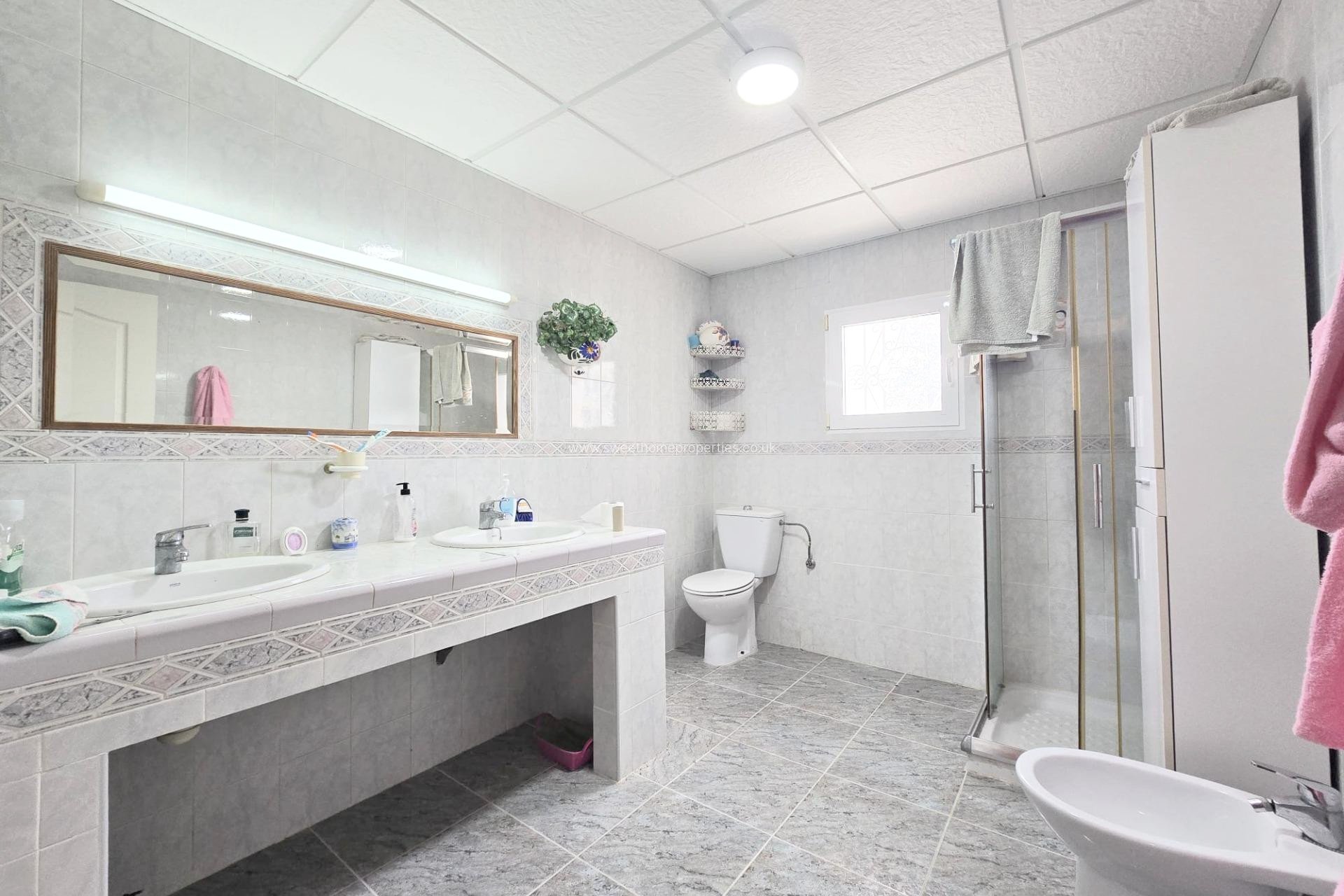 Resale - Country house - La Romana - CUEVAS DE SAN ANTON