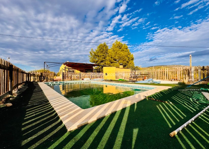 Resale - Country house - La Romana - LA ROMANA