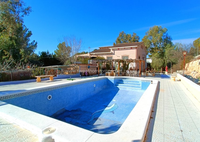 Resale - Country house - La Romana