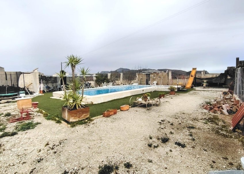 Resale - Country house - La Romana