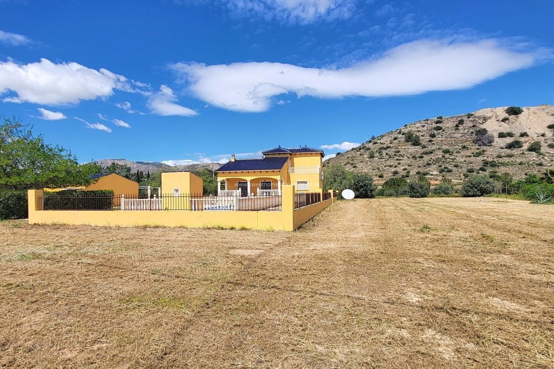 Resale - Country house - La Romana