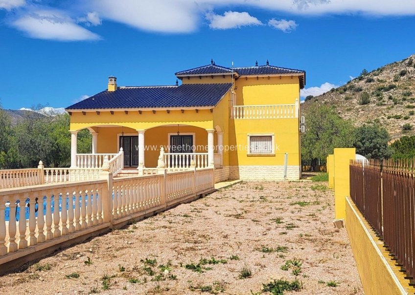 Resale - Country house - La Romana