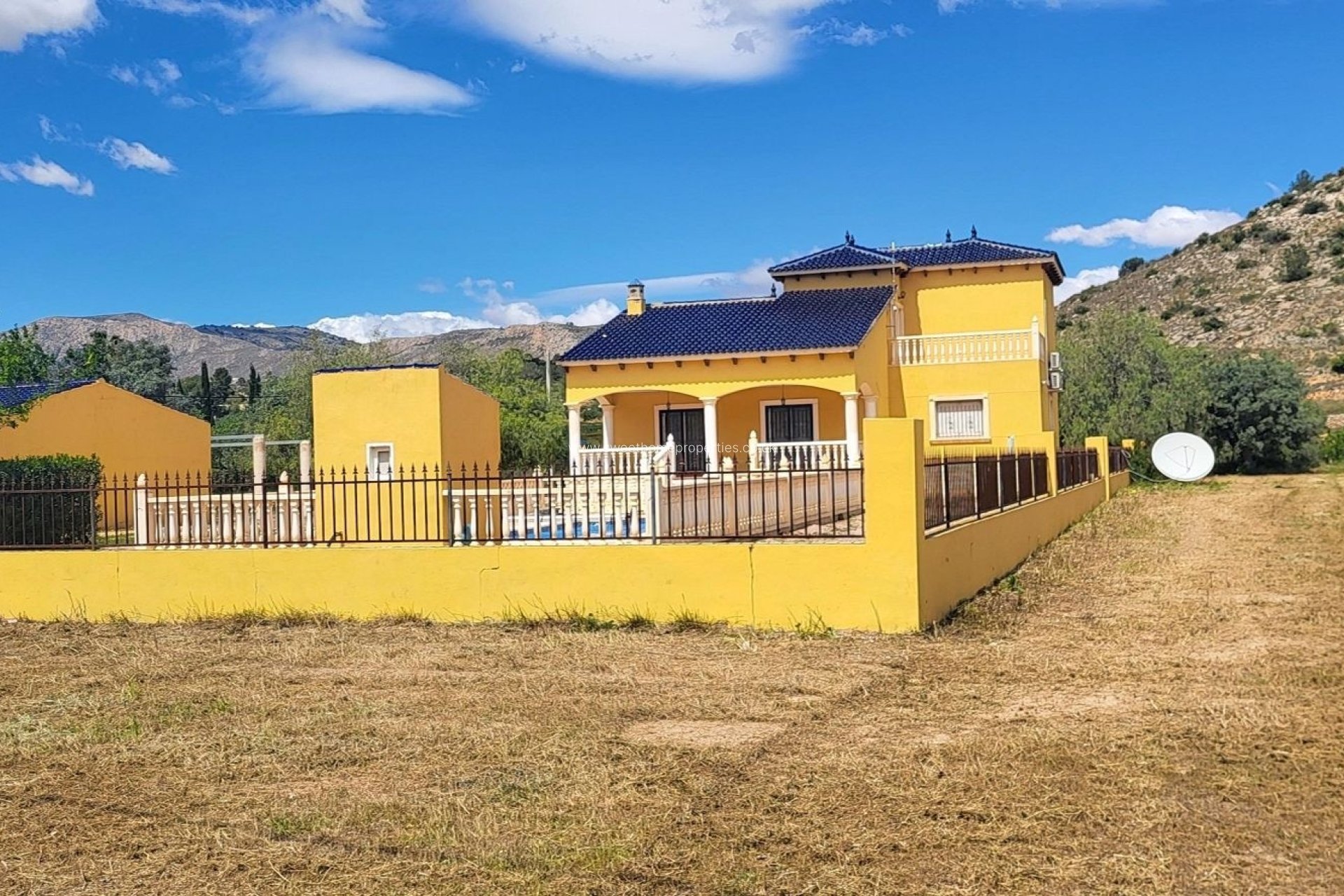 Resale - Country house - La Romana