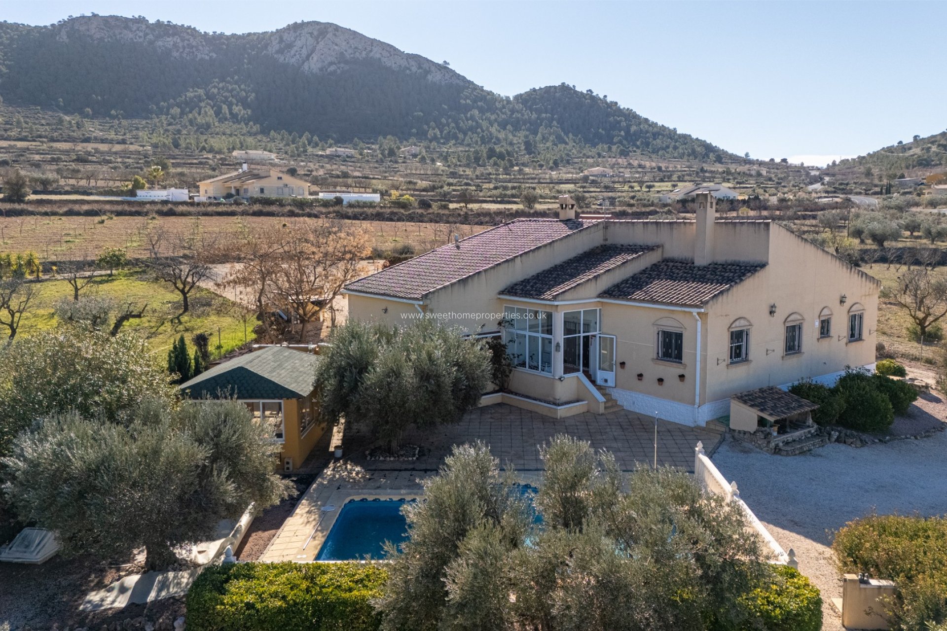 Resale - Country house - La Zarza