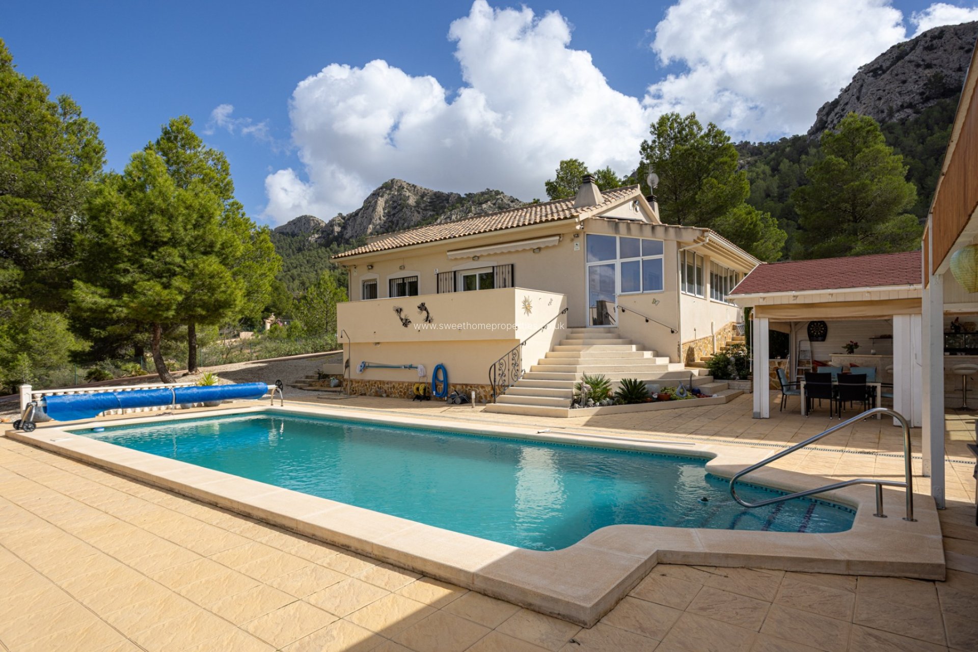 Resale - Country house - La Zarza