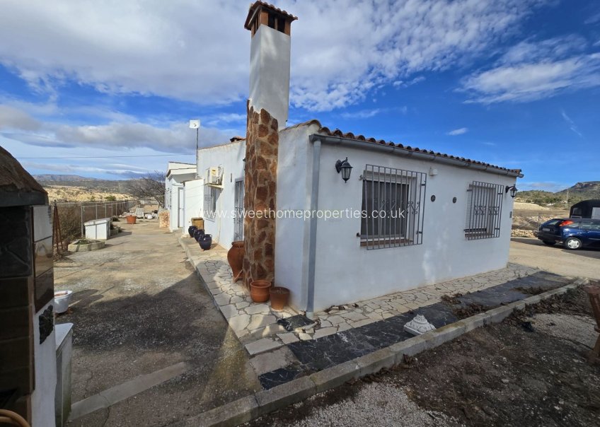 Resale - Country house - Monovar