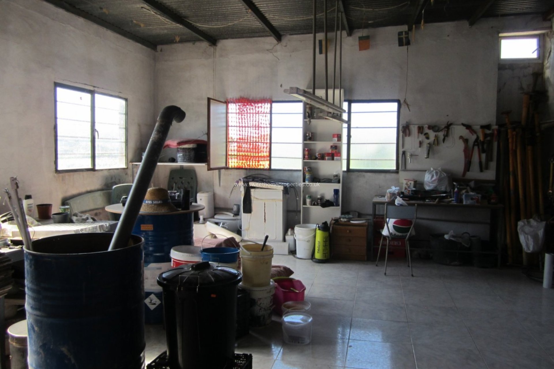 Resale - Country house - Novelda - Comunidad valenciana