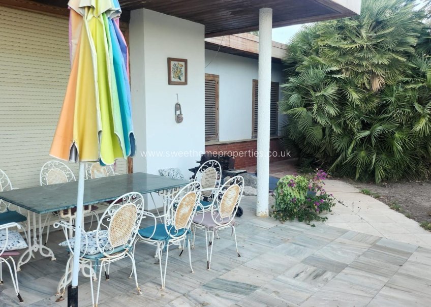 Resale - Country house - Novelda - CUCUCH
