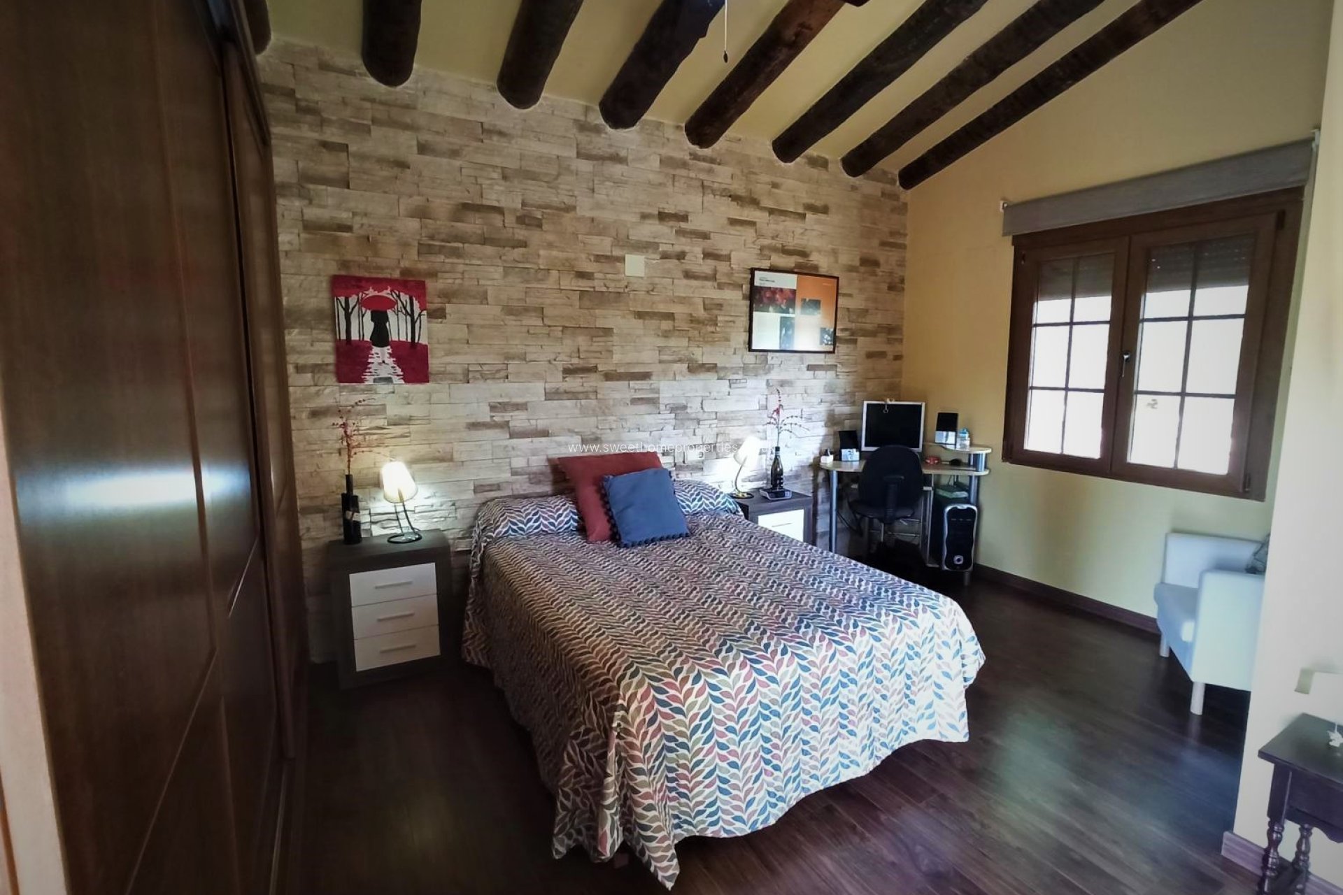 Resale - Country house - Novelda