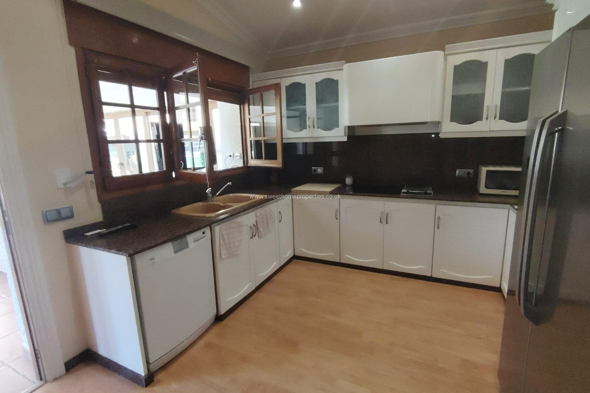 Resale - Country house - Petrer - Comunidad valenciana