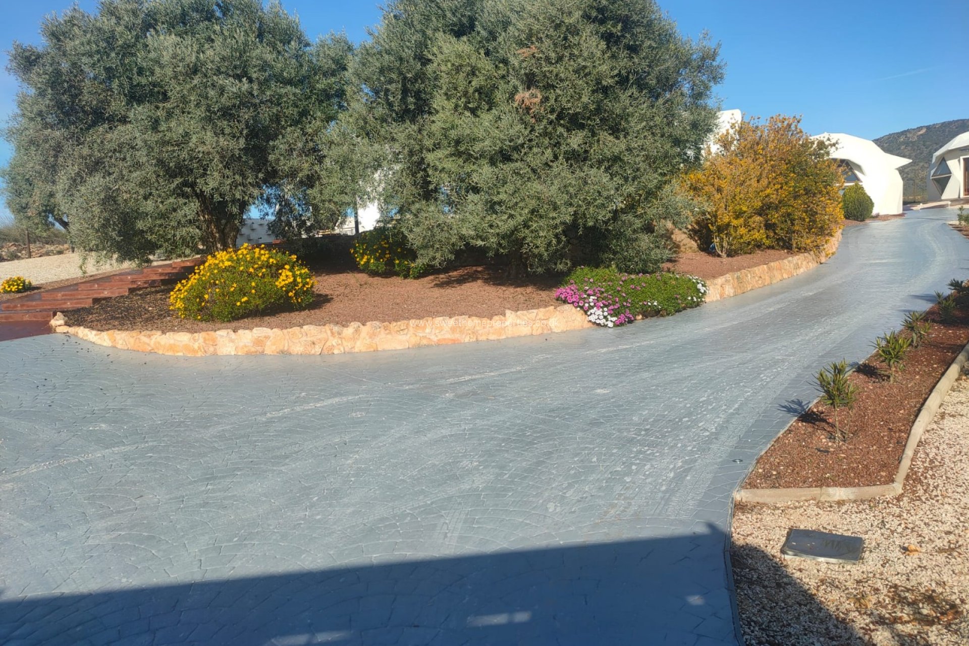 Resale - Country house - Pinoso