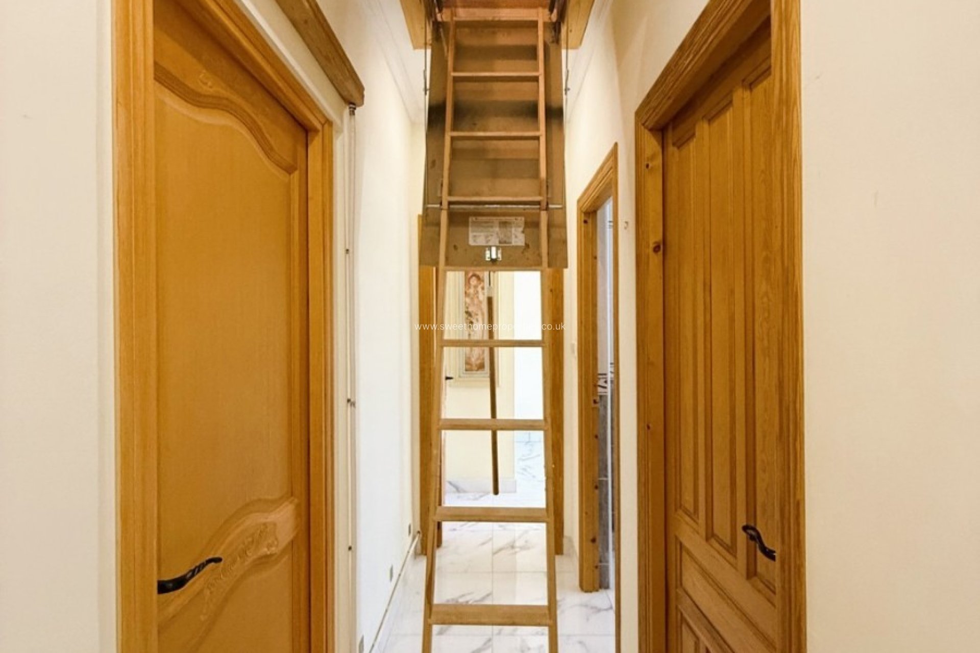 Resale - Country house - Pinoso