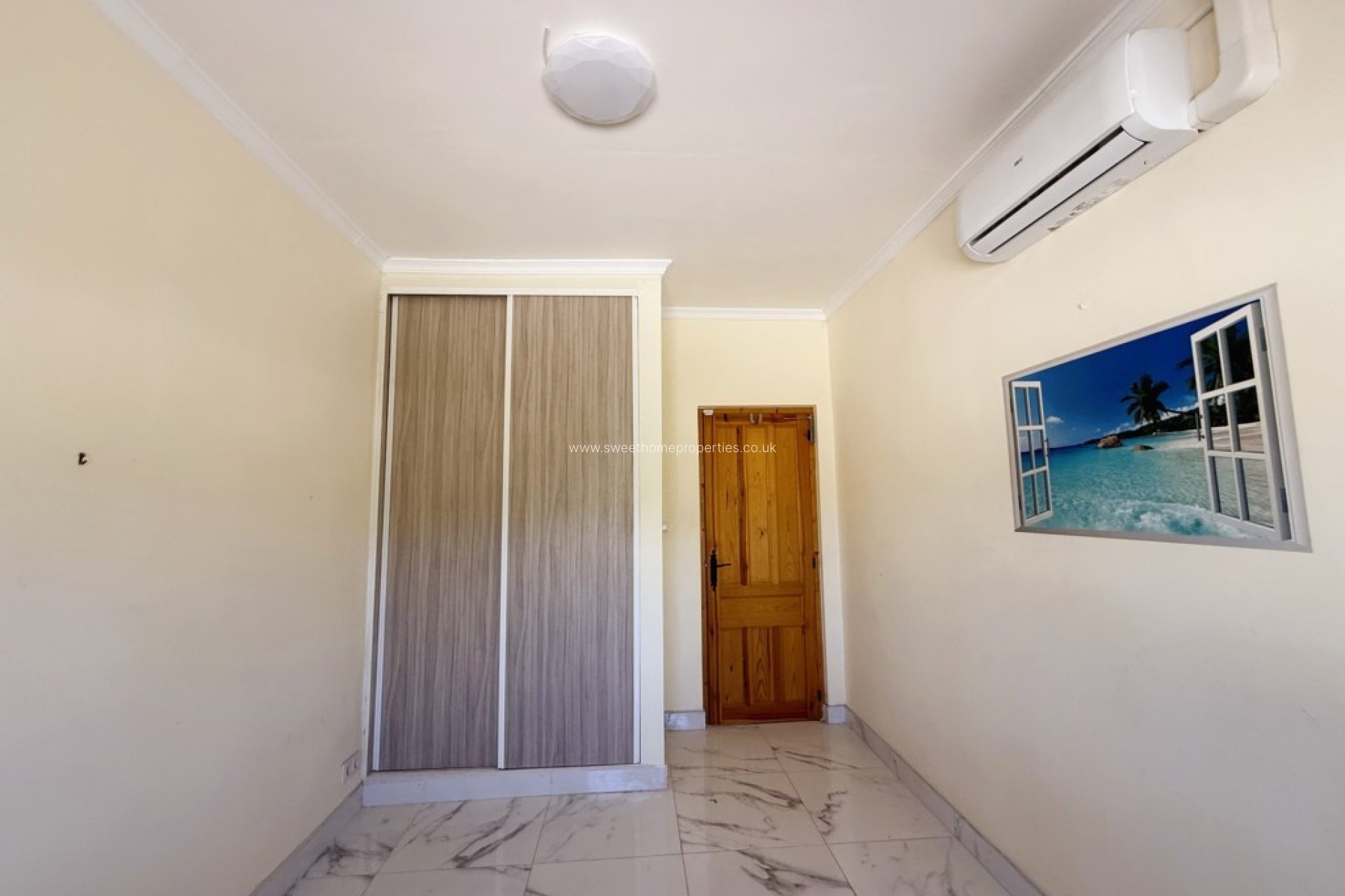 Resale - Country house - Pinoso