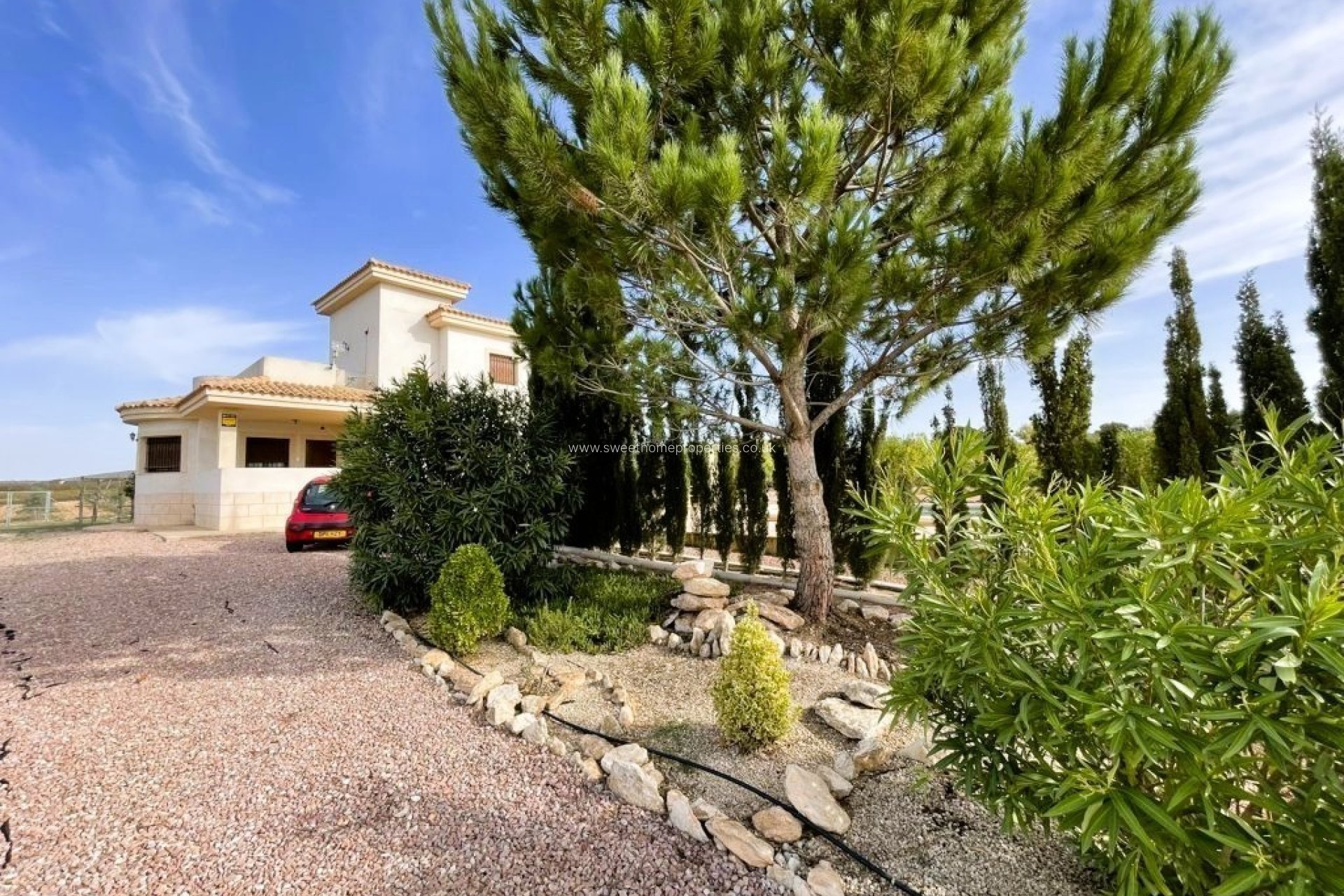 Resale - Country house - Pinoso