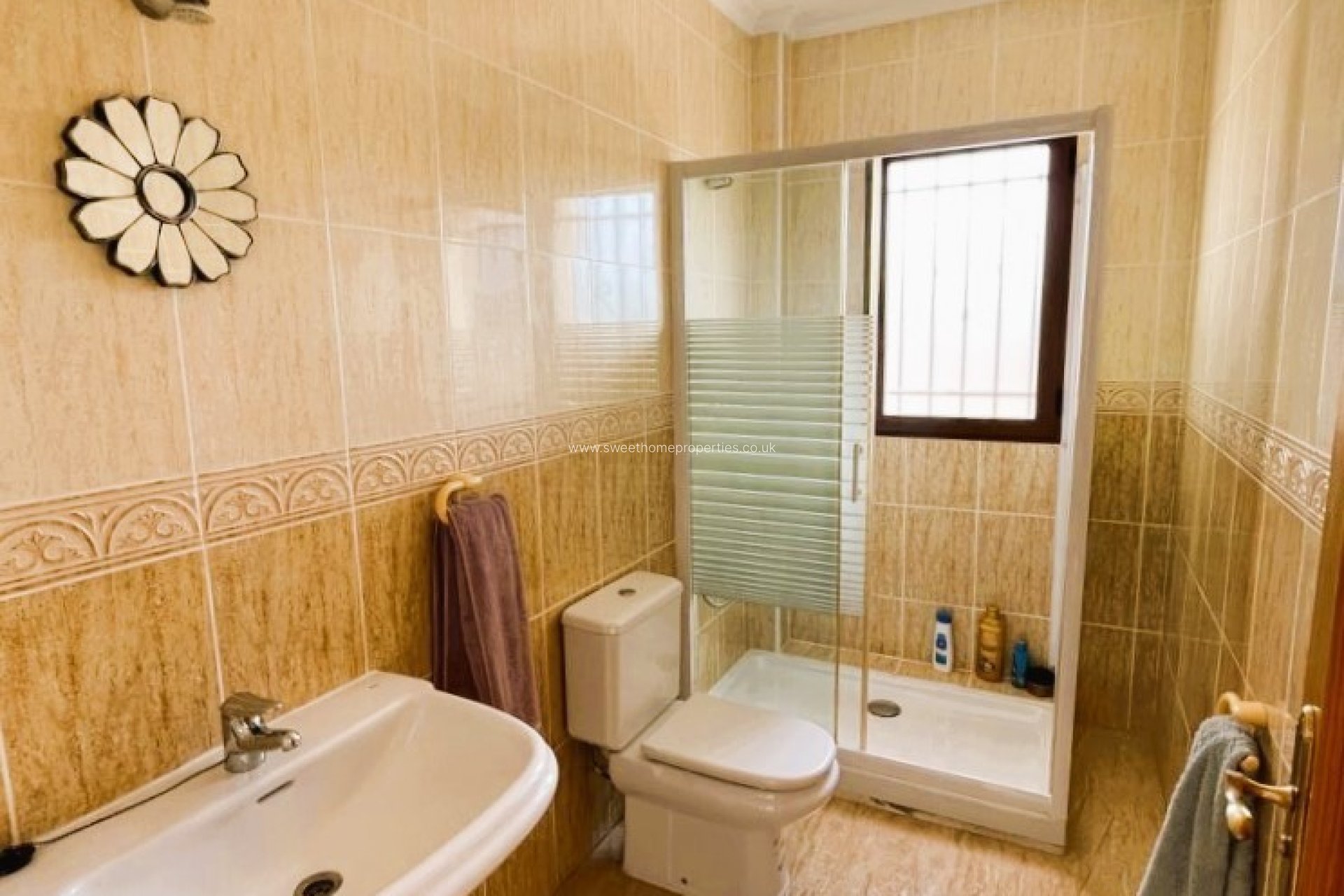 Resale - Country house - Pinoso