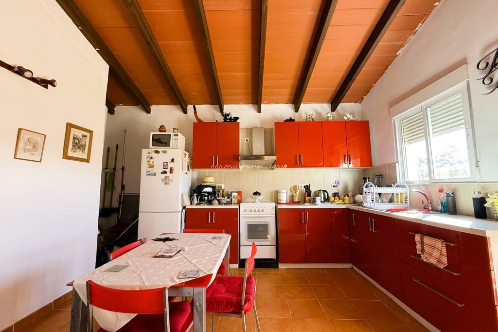 Resale - Country house - Pinoso