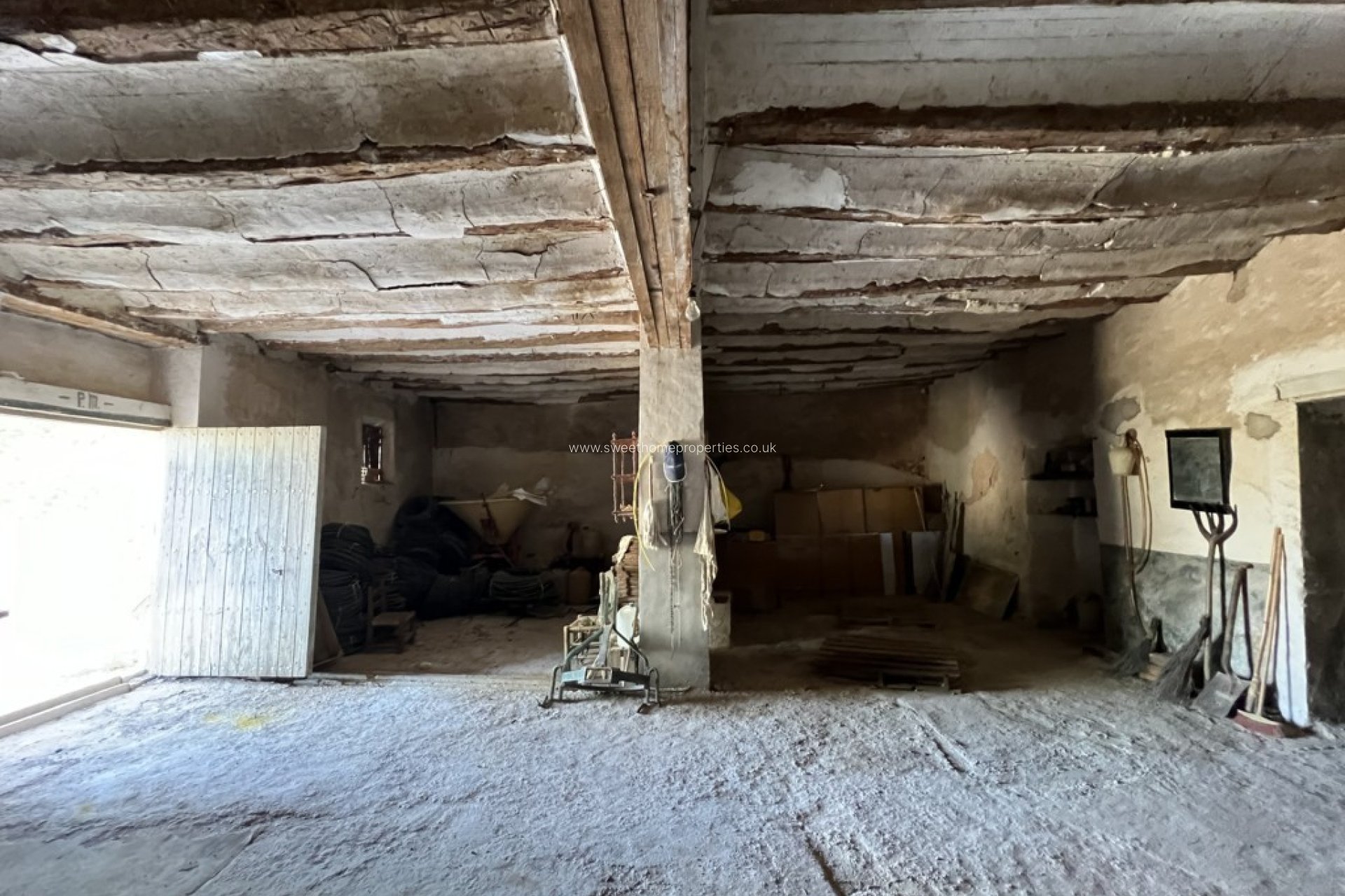 Resale - Country house - Pinoso