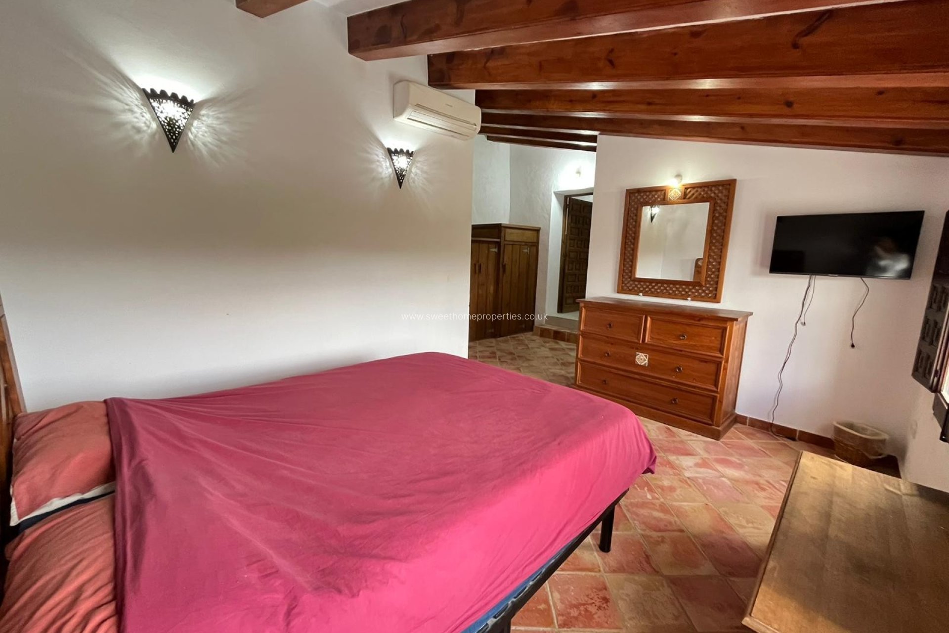Resale - Country house - Pinoso