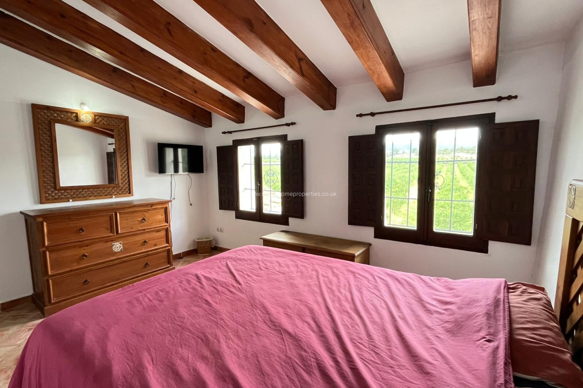 Resale - Country house - Pinoso
