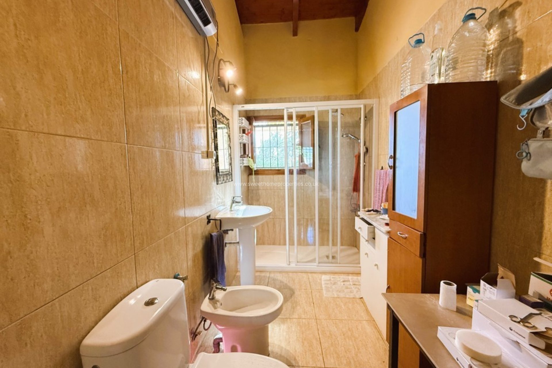 Resale - Country house - Pinoso
